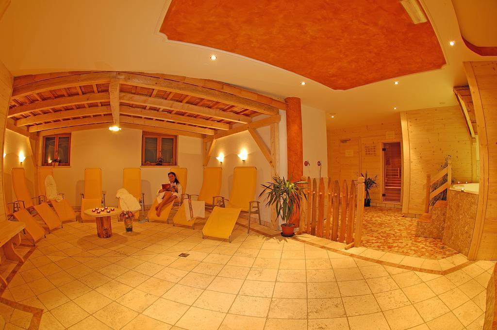 Hotel Viktoria Castelrotto Εξωτερικό φωτογραφία