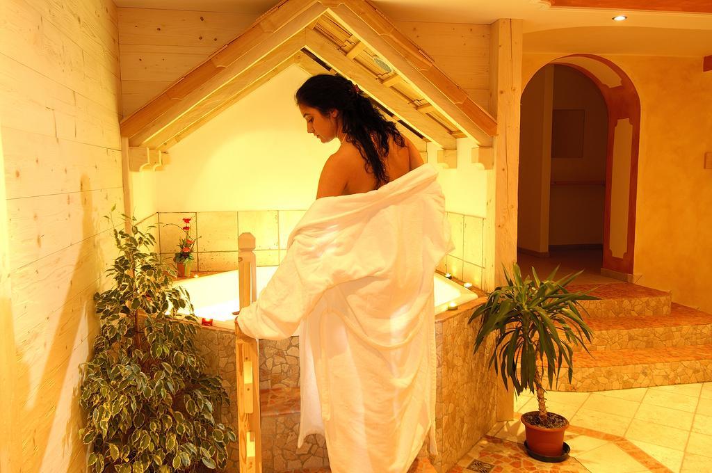 Hotel Viktoria Castelrotto Εξωτερικό φωτογραφία