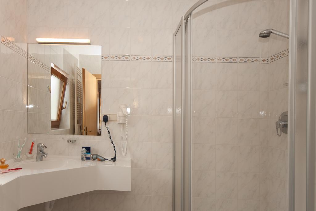 Hotel Viktoria Castelrotto Εξωτερικό φωτογραφία